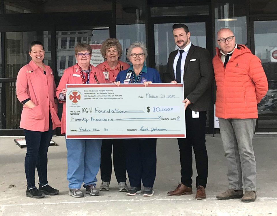 Auxiliary presents $20,000 donation to Hospital Foundation