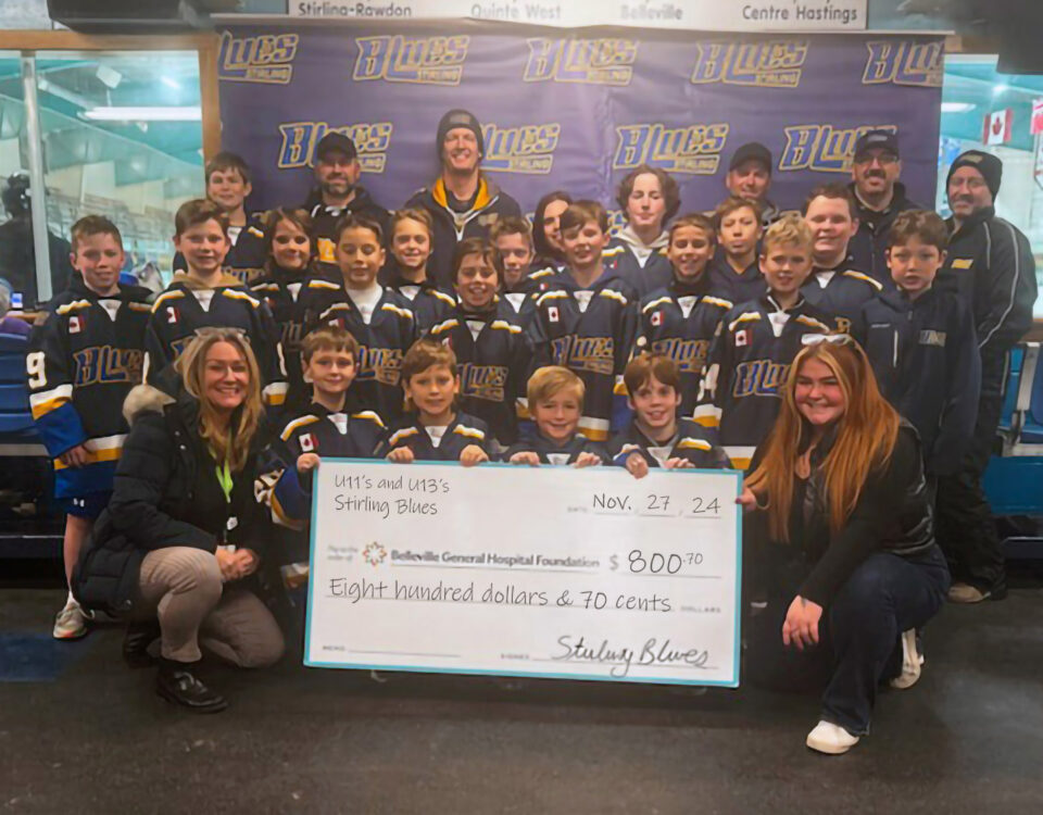 Stirling Minor Hockey Teams help raise funds for Cancer Care